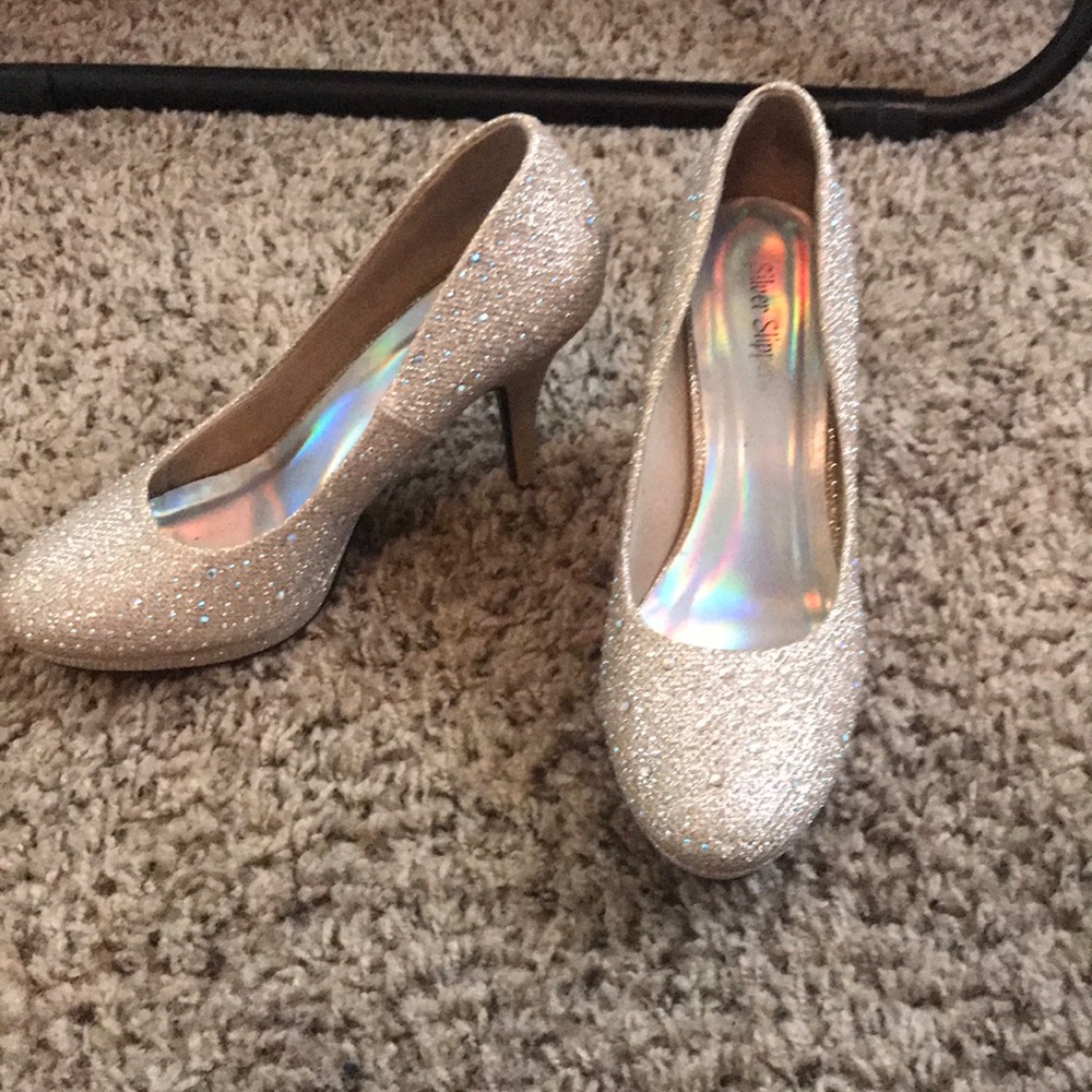 Gold shoes
